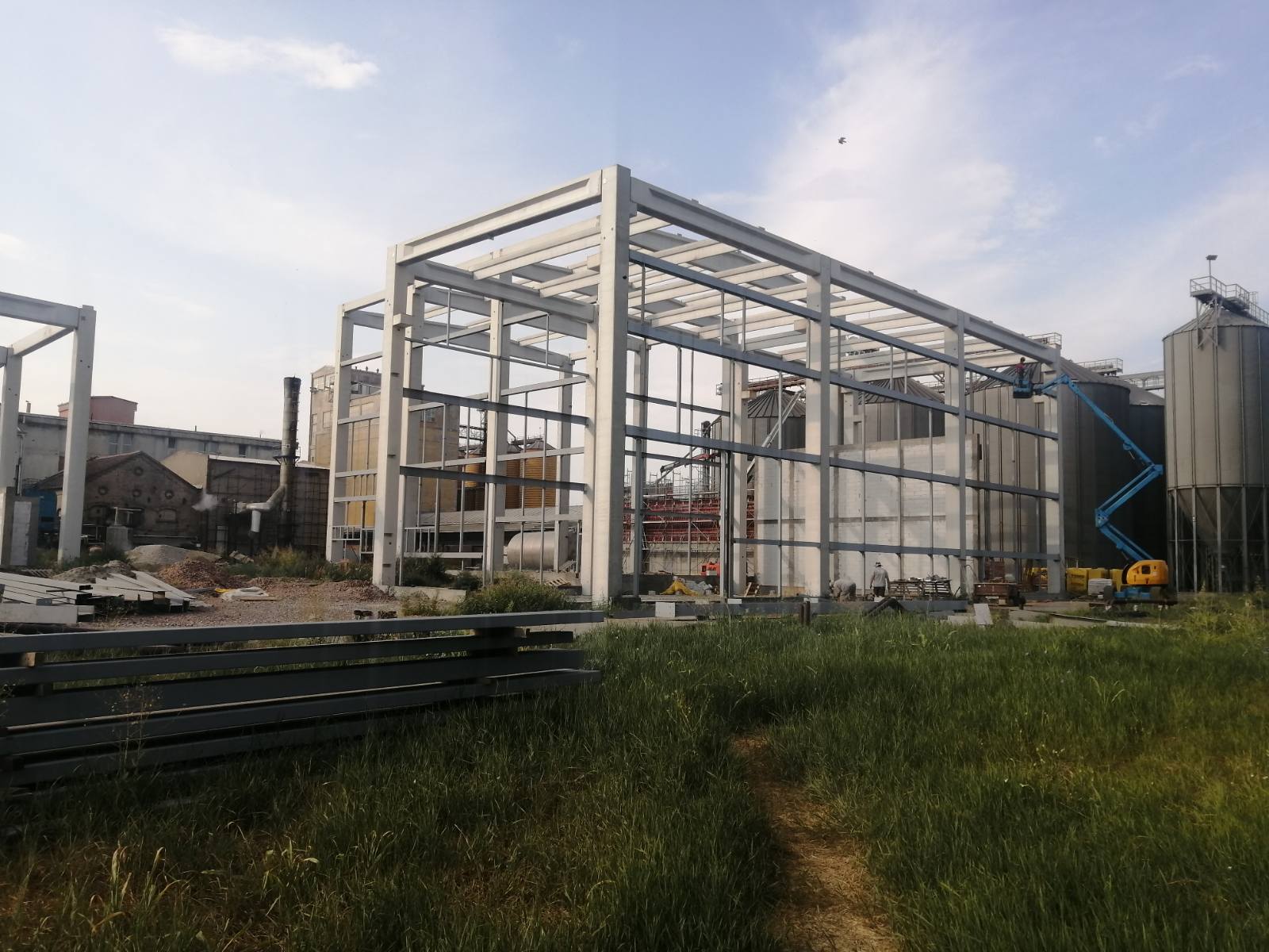 Betonska konstrukcija za skladištenje mašina i opreme — fabrika skroba, Skrobara