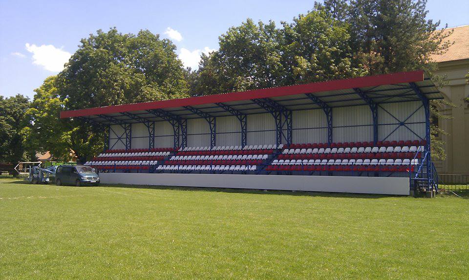 Čelične tribine sa 324 sedećih mesta u Sakulama | MCon projekat